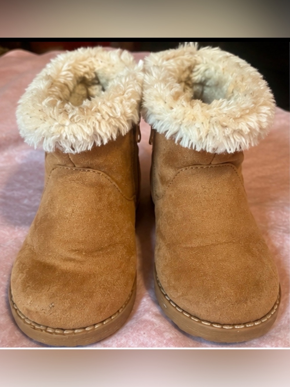 Cat & Jack Girls’ Faux-Fur Lined Boots – Toddler/Little Kid Size 8